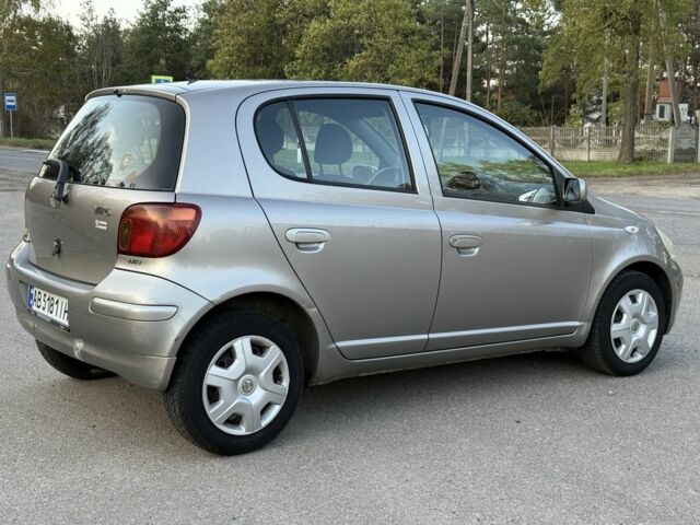 Серый Тойота Ярис, объемом двигателя 1 л и пробегом 1 тыс. км за 4137 $, фото 2 на Automoto.ua