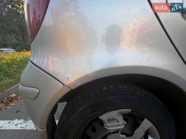Серый Тойота Ярис, объемом двигателя 1 л и пробегом 271 тыс. км за 3950 $, фото 20 на Automoto.ua