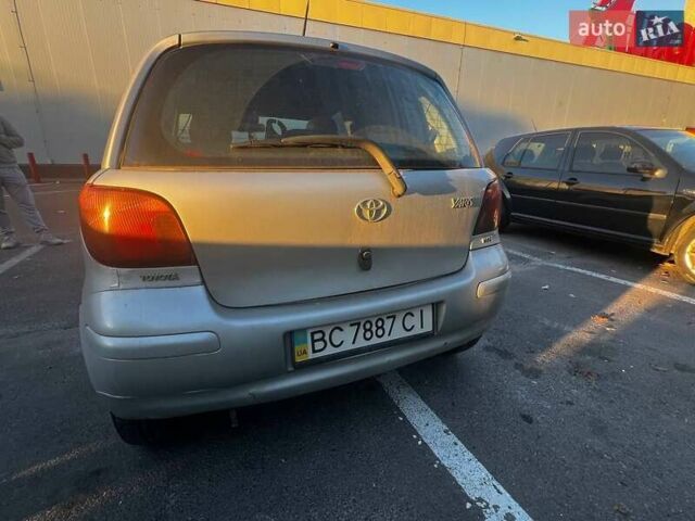 Серый Тойота Ярис, объемом двигателя 1 л и пробегом 271 тыс. км за 3950 $, фото 8 на Automoto.ua