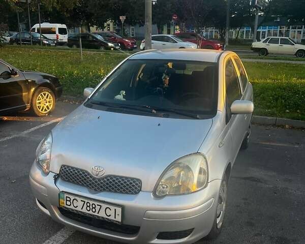 Серый Тойота Ярис, объемом двигателя 1 л и пробегом 271 тыс. км за 3950 $, фото 7 на Automoto.ua