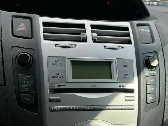 Тойота Ярис 2006 в Львове на Automoto.ua Серый Тойота Ярис, объемом двигателя 1.3 л и пробегом 140 тыс. км за 5650 $, фото 15 на Automoto.ua