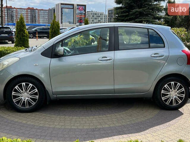 Тойота Ярис 2006 в Львове на Automoto.ua Серый Тойота Ярис, объемом двигателя 1.3 л и пробегом 140 тыс. км за 5650 $, фото 3 на Automoto.ua