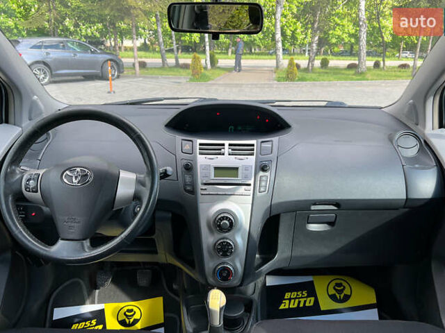 Тойота Ярис 2006 в Львове на Automoto.ua Серый Тойота Ярис, объемом двигателя 1.3 л и пробегом 140 тыс. км за 5650 $, фото 10 на Automoto.ua