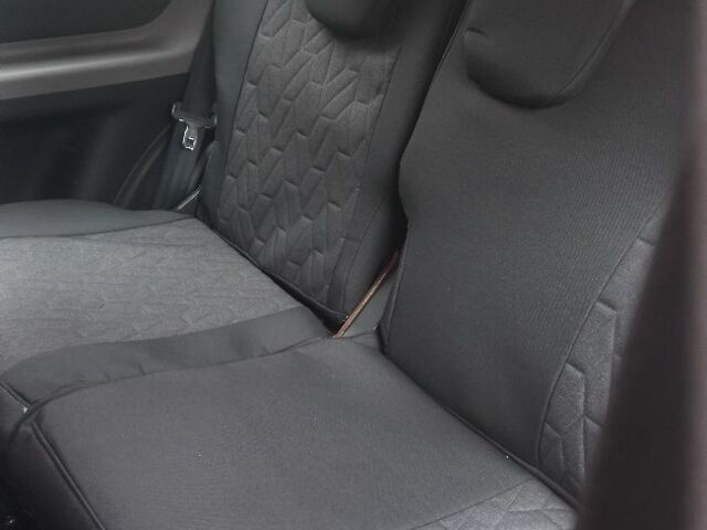 Серый Тойота Ярис, объемом двигателя 1.4 л и пробегом 240 тыс. км за 4900 $, фото 4 на Automoto.ua