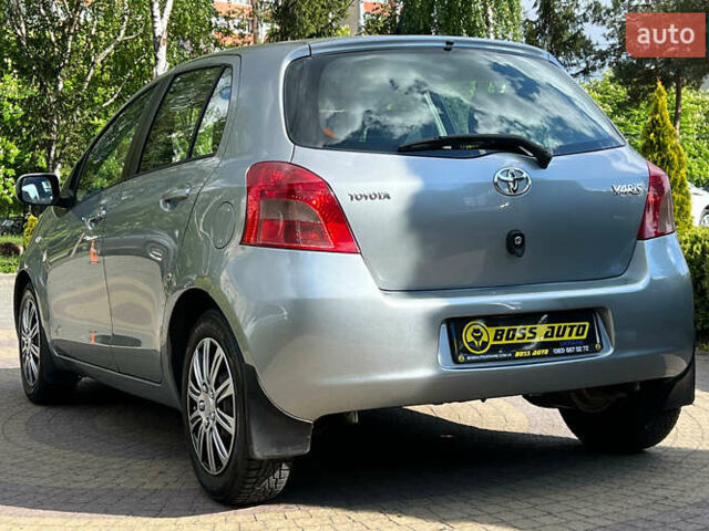 Тойота Ярис 2006 в Львове на Automoto.ua Серый Тойота Ярис, объемом двигателя 1.3 л и пробегом 140 тыс. км за 5650 $, фото 4 на Automoto.ua