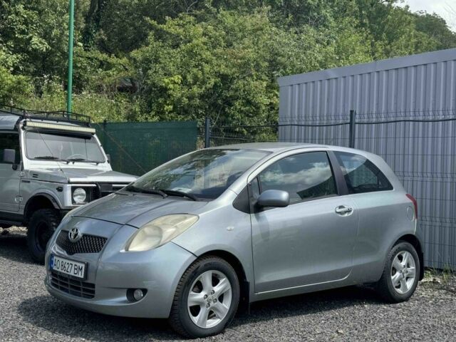 Серый Тойота Ярис, объемом двигателя 1.4 л и пробегом 240 тыс. км за 4900 $, фото 7 на Automoto.ua