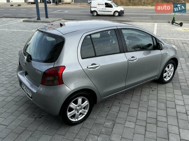 Сірий Тойота Яріс, об'ємом двигуна 1.4 л та пробігом 234 тис. км за 5700 $, фото 14 на Automoto.ua
