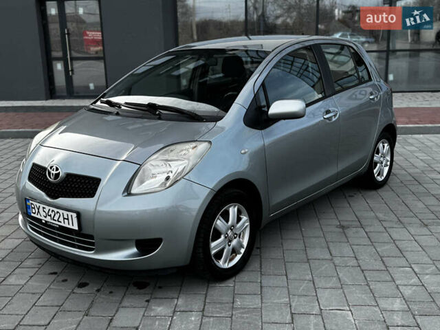 Сірий Тойота Яріс, об'ємом двигуна 1.4 л та пробігом 234 тис. км за 5700 $, фото 4 на Automoto.ua