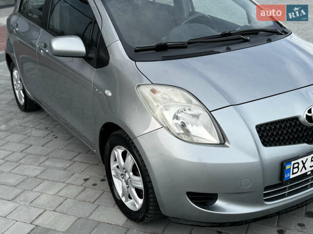 Сірий Тойота Яріс, об'ємом двигуна 1.4 л та пробігом 234 тис. км за 5700 $, фото 6 на Automoto.ua