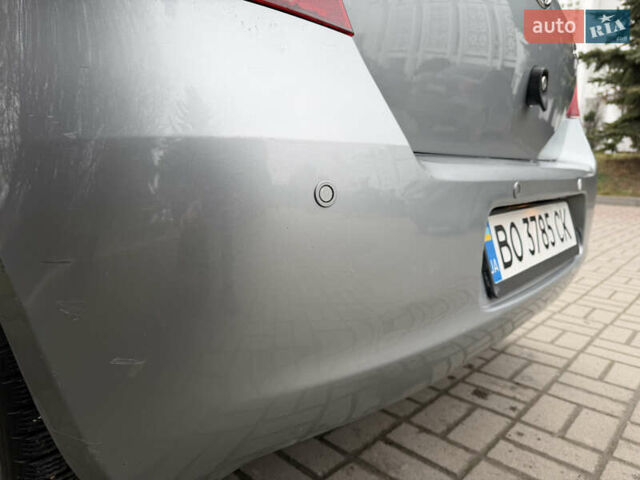 Сірий Тойота Яріс, об'ємом двигуна 1.4 л та пробігом 290 тис. км за 5999 $, фото 55 на Automoto.ua