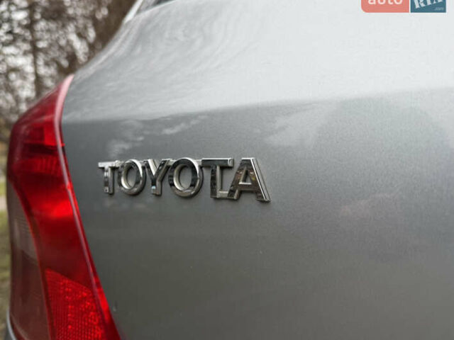 Сірий Тойота Яріс, об'ємом двигуна 1.4 л та пробігом 290 тис. км за 5999 $, фото 56 на Automoto.ua