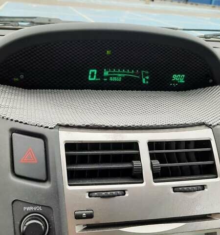 Сірий Тойота Яріс, об'ємом двигуна 1.3 л та пробігом 169 тис. км за 6200 $, фото 16 на Automoto.ua