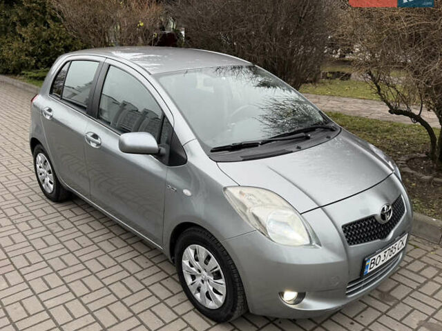 Сірий Тойота Яріс, об'ємом двигуна 1.4 л та пробігом 290 тис. км за 5999 $, фото 27 на Automoto.ua