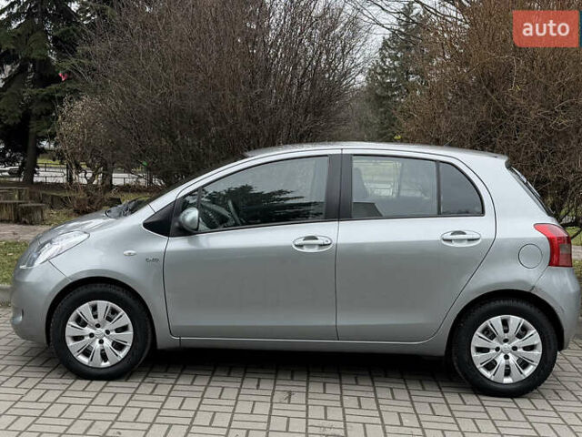 Сірий Тойота Яріс, об'ємом двигуна 1.4 л та пробігом 290 тис. км за 5999 $, фото 8 на Automoto.ua