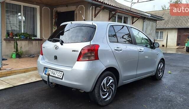 Тойота Яріс 2009 у Тернополі на Automoto.ua Сірий Тойота Яріс, об'ємом двигуна 1.4 л та пробігом 277 тис. км за 5700 $, фото 4 на Automoto.ua