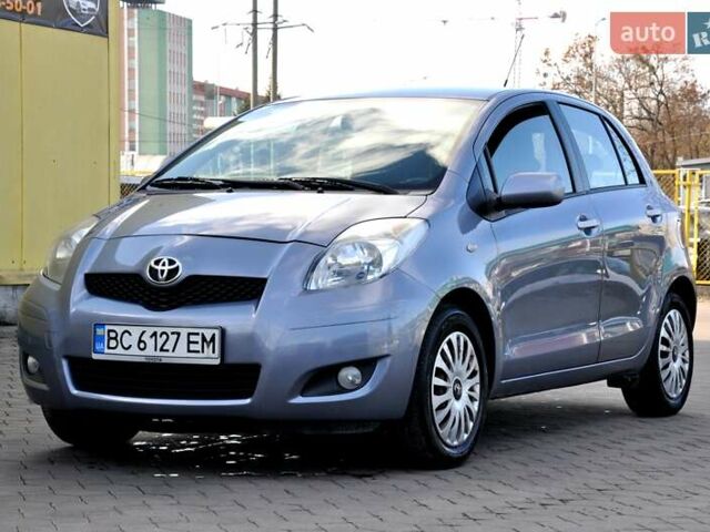 Серый Тойота Ярис, объемом двигателя 1 л и пробегом 166 тыс. км за 4400 $, фото 30 на Automoto.ua