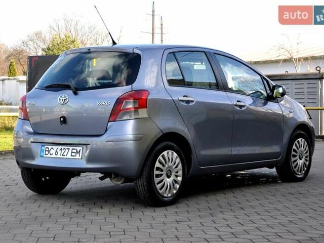 Серый Тойота Ярис, объемом двигателя 1 л и пробегом 166 тыс. км за 4400 $, фото 32 на Automoto.ua