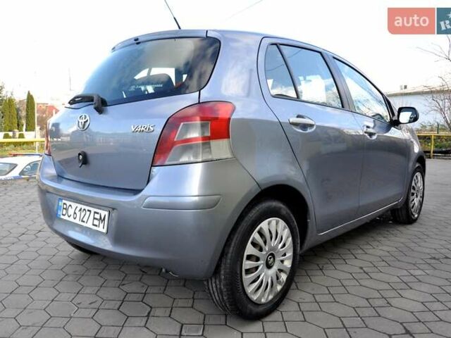 Серый Тойота Ярис, объемом двигателя 1 л и пробегом 166 тыс. км за 4400 $, фото 7 на Automoto.ua