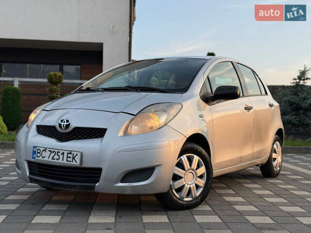 Серый Тойота Ярис, объемом двигателя 1 л и пробегом 230 тыс. км за 2999 $, фото 29 на Automoto.ua