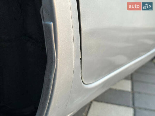 Серый Тойота Ярис, объемом двигателя 1 л и пробегом 230 тыс. км за 2999 $, фото 51 на Automoto.ua
