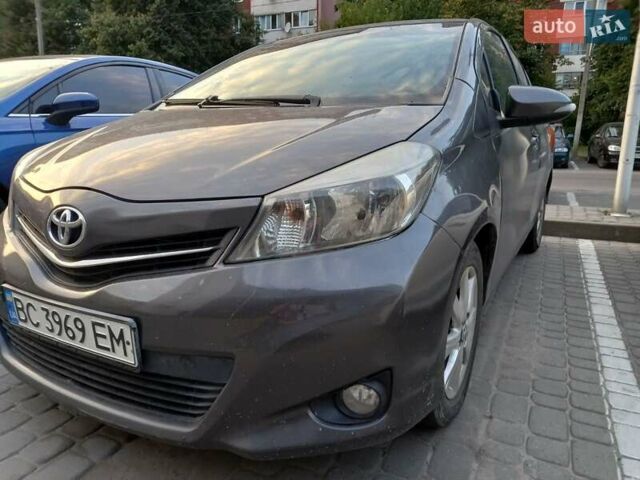 Серый Тойота Ярис, объемом двигателя 1.33 л и пробегом 183 тыс. км за 8500 $, фото 12 на Automoto.ua