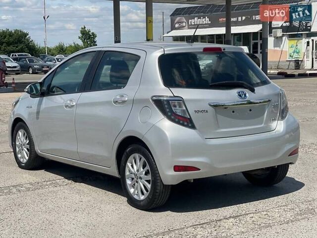 Серый Тойота Ярис, объемом двигателя 1.5 л и пробегом 175 тыс. км за 10650 $, фото 3 на Automoto.ua