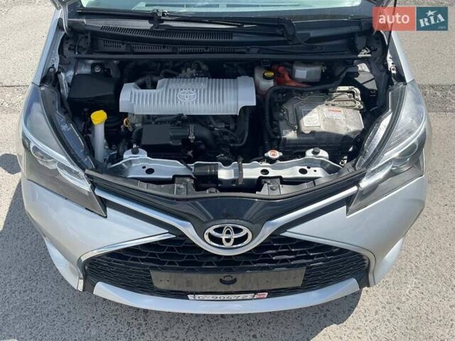 Серый Тойота Ярис, объемом двигателя 1.5 л и пробегом 175 тыс. км за 10650 $, фото 10 на Automoto.ua