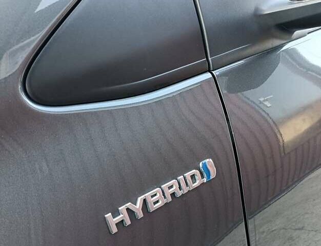 Сірий Тойота Яріс, об'ємом двигуна 1.5 л та пробігом 216 тис. км за 10000 $, фото 11 на Automoto.ua