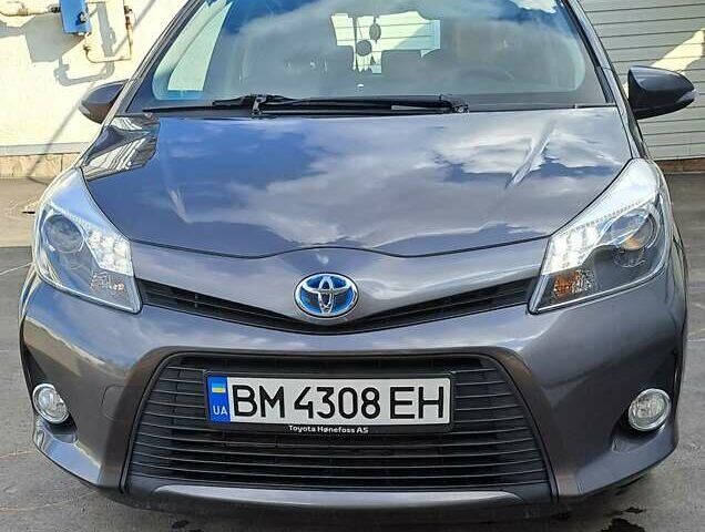 Сірий Тойота Яріс, об'ємом двигуна 1.5 л та пробігом 216 тис. км за 10000 $, фото 20 на Automoto.ua