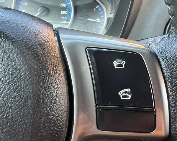 Серый Тойота Ярис, объемом двигателя 1.5 л и пробегом 89 тыс. км за 14499 $, фото 1 на Automoto.ua