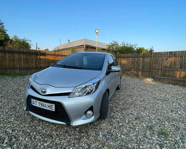 Серый Тойота Ярис, объемом двигателя 1.5 л и пробегом 140 тыс. км за 11000 $, фото 3 на Automoto.ua