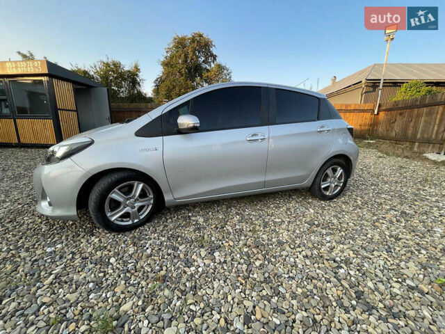 Серый Тойота Ярис, объемом двигателя 1.5 л и пробегом 140 тыс. км за 11000 $, фото 5 на Automoto.ua