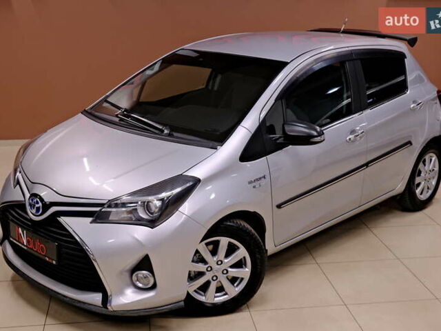 Сірий Тойота Яріс, об'ємом двигуна 1.5 л та пробігом 148 тис. км за 11900 $, фото 8 на Automoto.ua