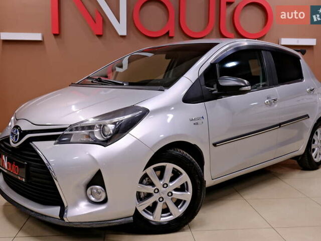 Сірий Тойота Яріс, об'ємом двигуна 1.5 л та пробігом 148 тис. км за 11900 $, фото 9 на Automoto.ua