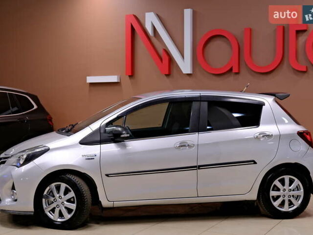 Сірий Тойота Яріс, об'ємом двигуна 1.5 л та пробігом 148 тис. км за 11900 $, фото 11 на Automoto.ua