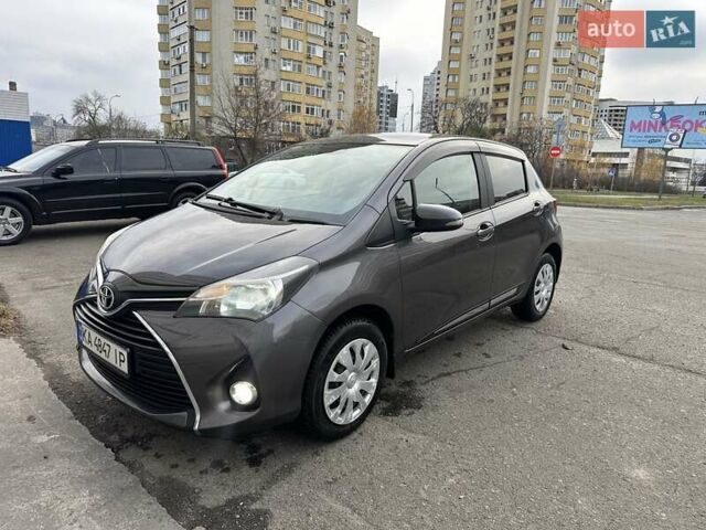 Серый Тойота Ярис, объемом двигателя 1.33 л и пробегом 166 тыс. км за 10500 $, фото 9 на Automoto.ua
