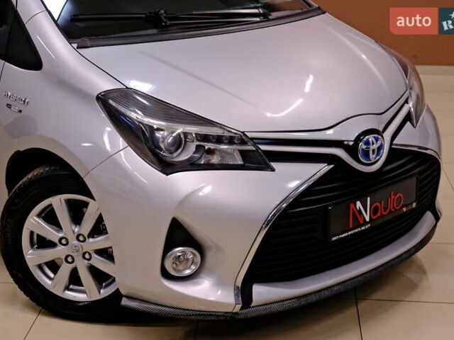 Сірий Тойота Яріс, об'ємом двигуна 1.5 л та пробігом 148 тис. км за 11900 $, фото 6 на Automoto.ua