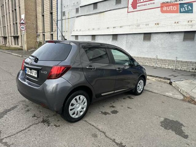 Серый Тойота Ярис, объемом двигателя 1.33 л и пробегом 166 тыс. км за 10500 $, фото 5 на Automoto.ua