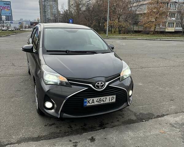 Серый Тойота Ярис, объемом двигателя 1.33 л и пробегом 166 тыс. км за 10500 $, фото 16 на Automoto.ua