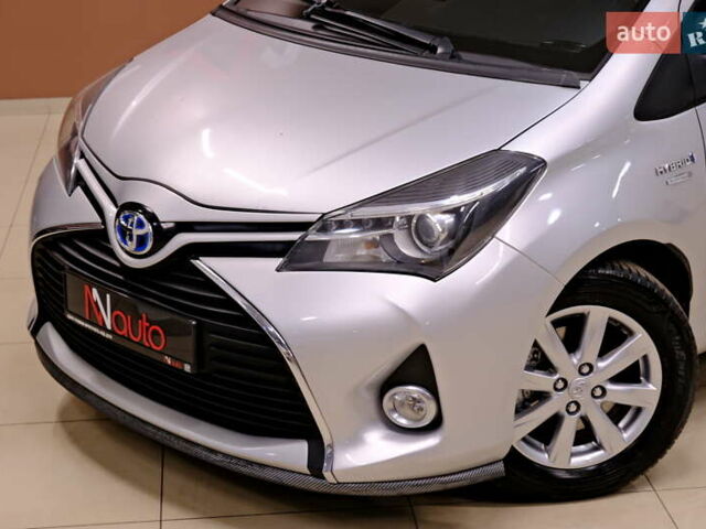 Сірий Тойота Яріс, об'ємом двигуна 1.5 л та пробігом 148 тис. км за 11900 $, фото 10 на Automoto.ua