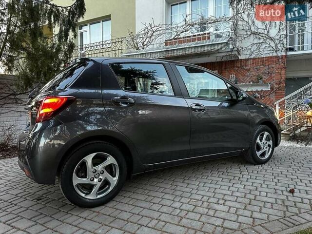 Серый Тойота Ярис, объемом двигателя 1.5 л и пробегом 89 тыс. км за 10500 $, фото 7 на Automoto.ua