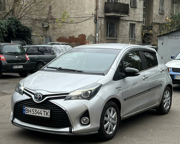 Серый Тойота Ярис, объемом двигателя 1.5 л и пробегом 140 тыс. км за 11500 $, фото 7 на Automoto.ua