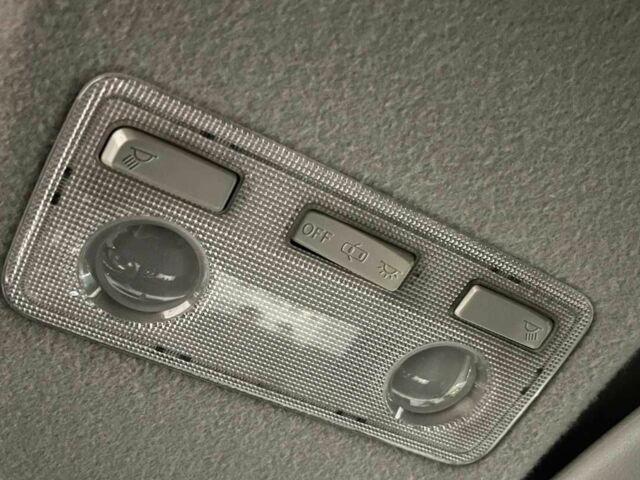 Тойота Яріс 2016 у Львові на Automoto.ua Сірий Тойота Яріс, об'ємом двигуна 1 л та пробігом 247 тис. км за 8000 $, фото 16 на Automoto.ua