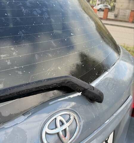 Серый Тойота Ярис, объемом двигателя 1.5 л и пробегом 75 тыс. км за 7500 $, фото 19 на Automoto.ua