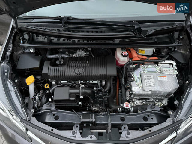Сірий Тойота Яріс, об'ємом двигуна 1.5 л та пробігом 100 тис. км за 14999 $, фото 7 на Automoto.ua