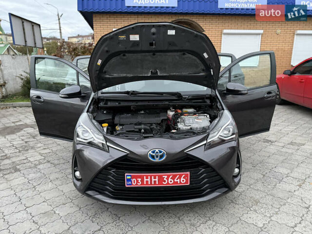 Сірий Тойота Яріс, об'ємом двигуна 1.5 л та пробігом 100 тис. км за 14999 $, фото 64 на Automoto.ua