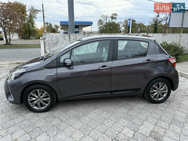 Сірий Тойота Яріс, об'ємом двигуна 1.5 л та пробігом 100 тис. км за 14999 $, фото 26 на Automoto.ua
