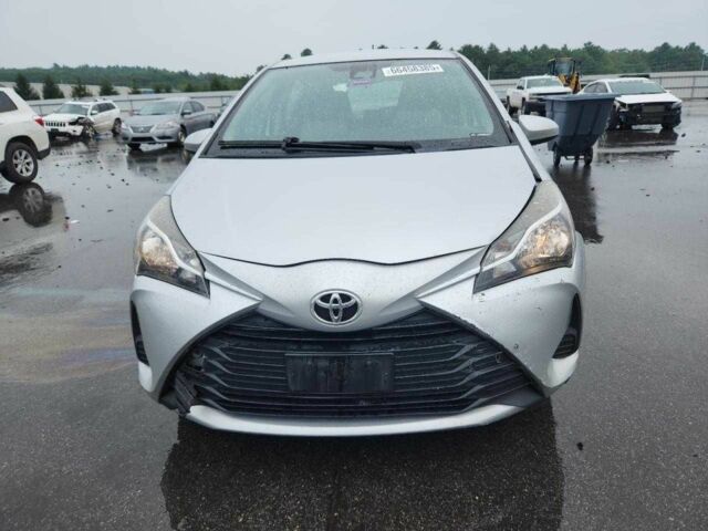 Серый Тойота Ярис, объемом двигателя 0 л и пробегом 36 тыс. км за 2500 $, фото 4 на Automoto.ua