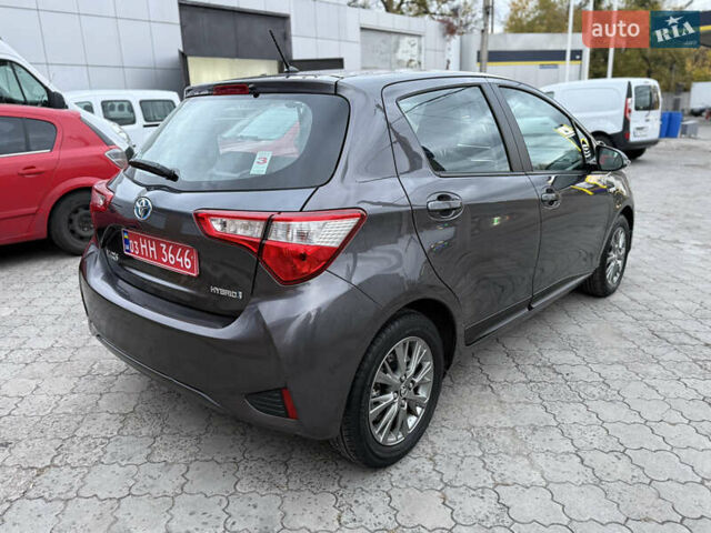 Сірий Тойота Яріс, об'ємом двигуна 1.5 л та пробігом 100 тис. км за 14999 $, фото 16 на Automoto.ua