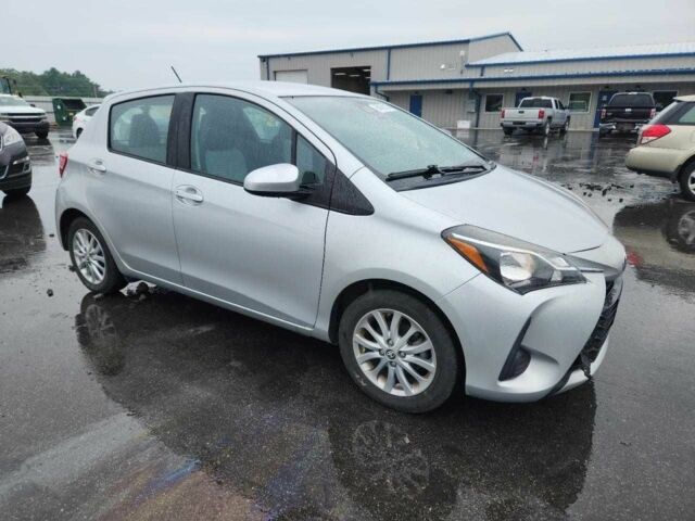 Серый Тойота Ярис, объемом двигателя 0 л и пробегом 36 тыс. км за 2500 $, фото 3 на Automoto.ua